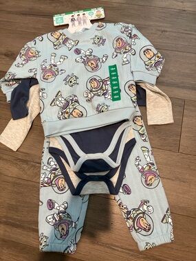 Baby  Buzz Lightyear 4PC Set Size 18M